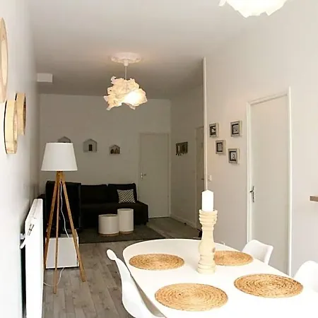 A & V Aparthotel 3*