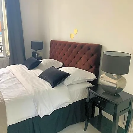 Aparthotel A & V Lilla
