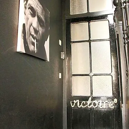 A & V Aparthotel 3*