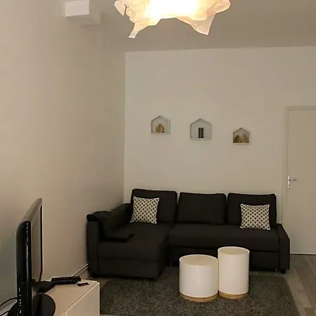 A & V Aparthotel