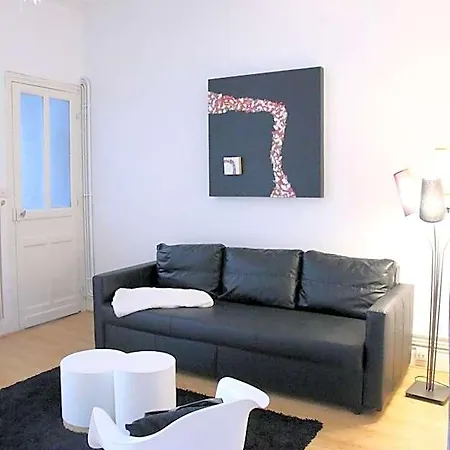 A & V Aparthotel